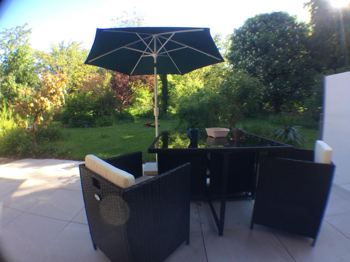 Rare, cosy studio terrasse au coeur de St-Jorioz Saint-Jorioz Buitenkant foto